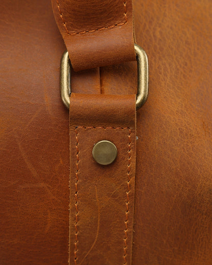 Montague Leather Duffle - Dalm Fashion