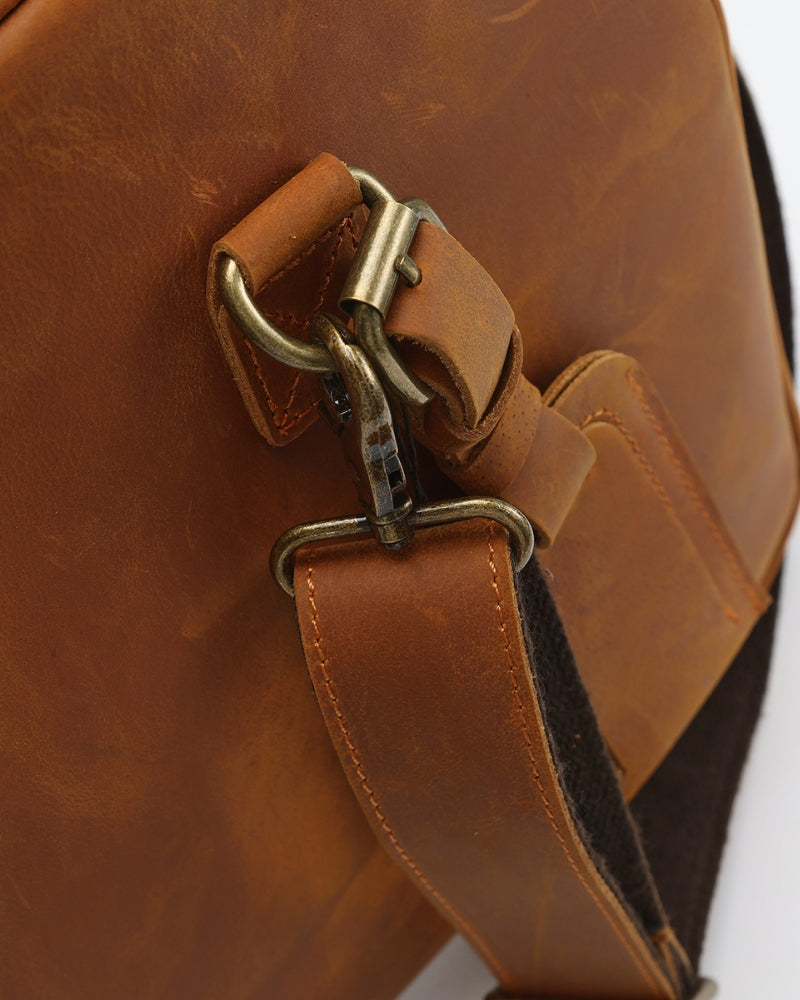 Montague Leather Duffle - Dalm Fashion