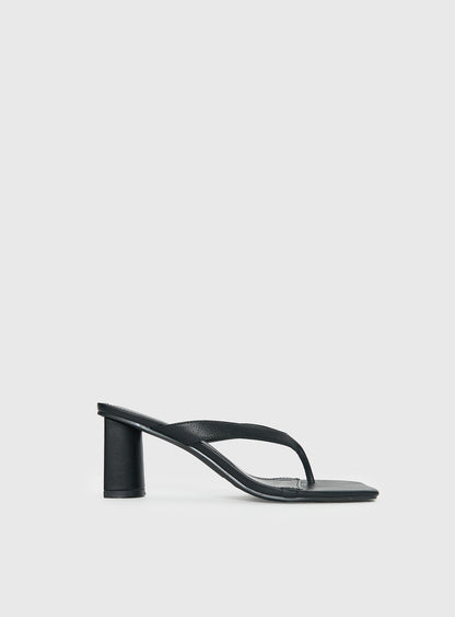 The Mona Heels Black