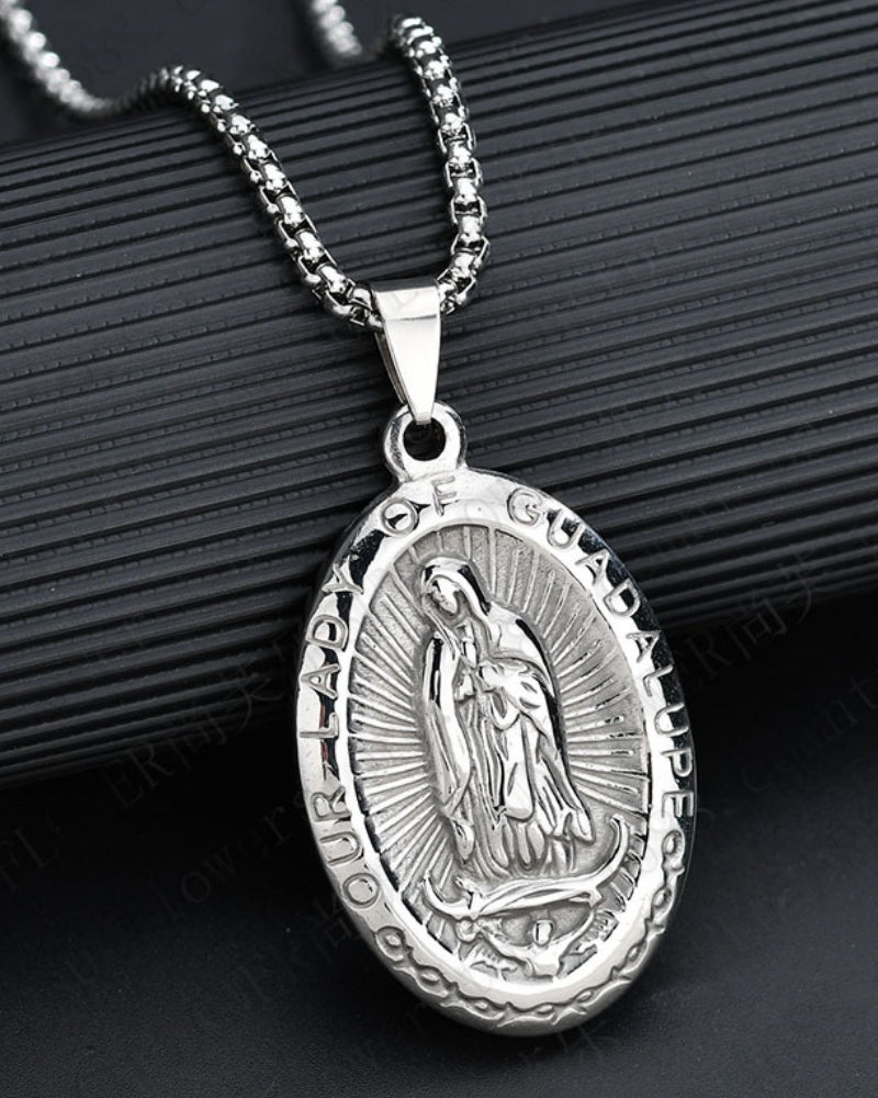 Oval Medallion - Dalm Fashion