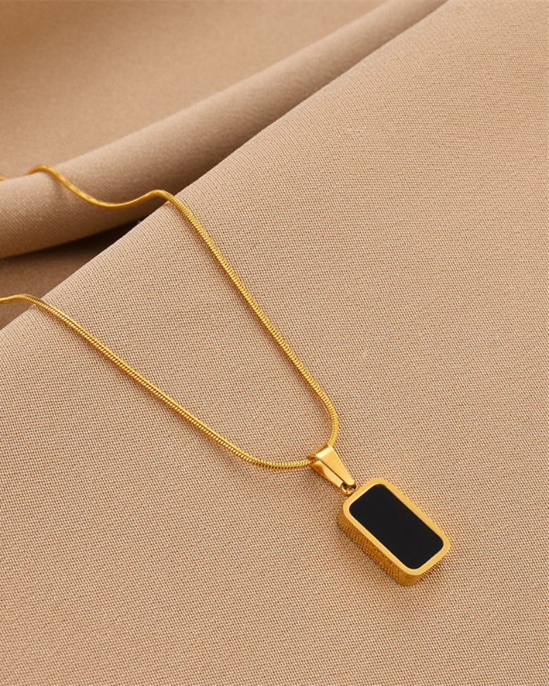 Noir Necklace - Dalm Fashion