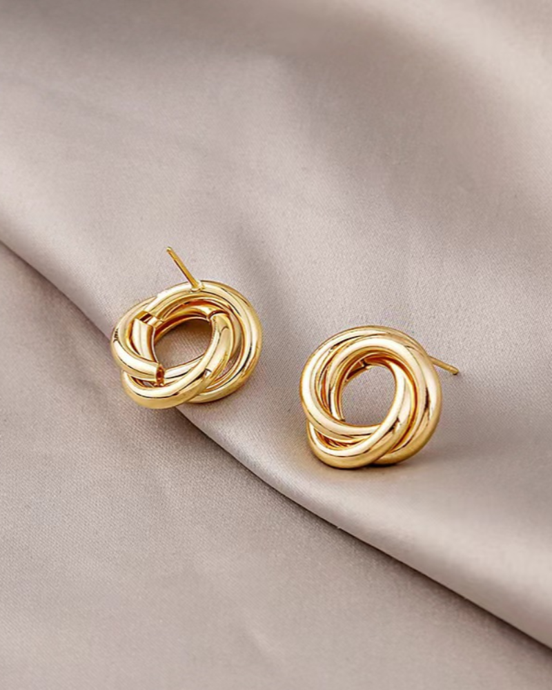 Aurelia Knot Studs - Dalm Fashion