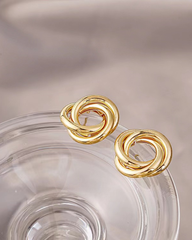 Aurelia Knot Studs - Dalm Fashion